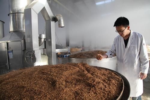 散酒十大名牌哪個(gè)好？推薦醉開(kāi)心散酒加盟
