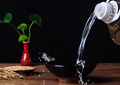 散白酒代理商加盟品牌哪個(gè)好？加盟散白酒的廠家榜單