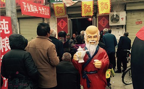 代理散白酒哪家好？散白酒廠家直銷怎么樣？