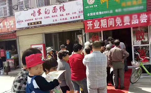 散酒代理商加盟哪個品牌好？散酒加盟代理就選純糧品牌醉開心