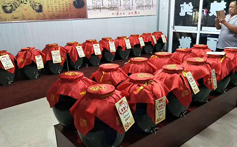 醉開心散酒廠家加盟火熱開啟！零門檻創(chuàng)業(yè)鎖定財富風(fēng)口